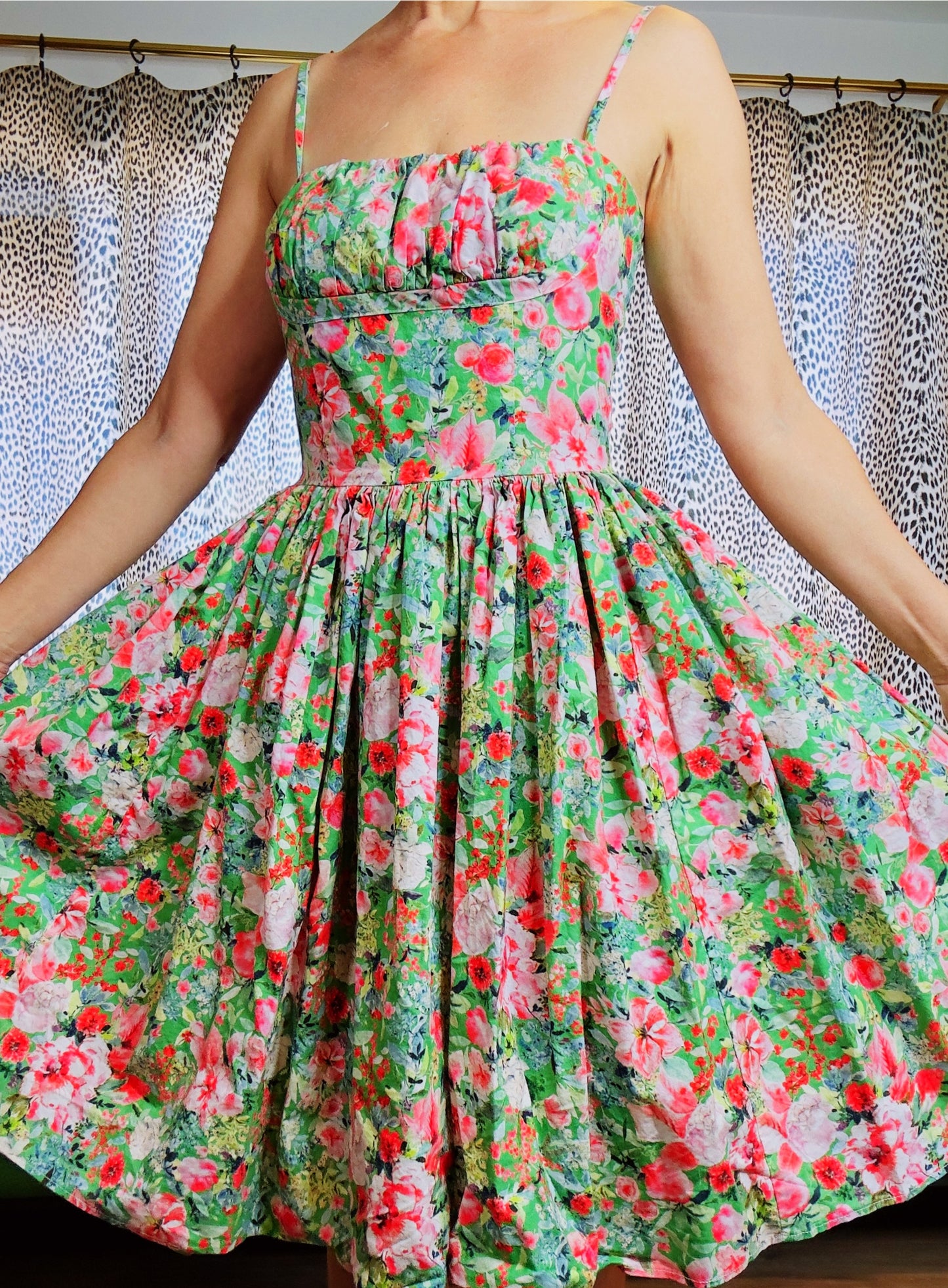 Bernie Dexter Paris Dress In Holiday Bouquet Print