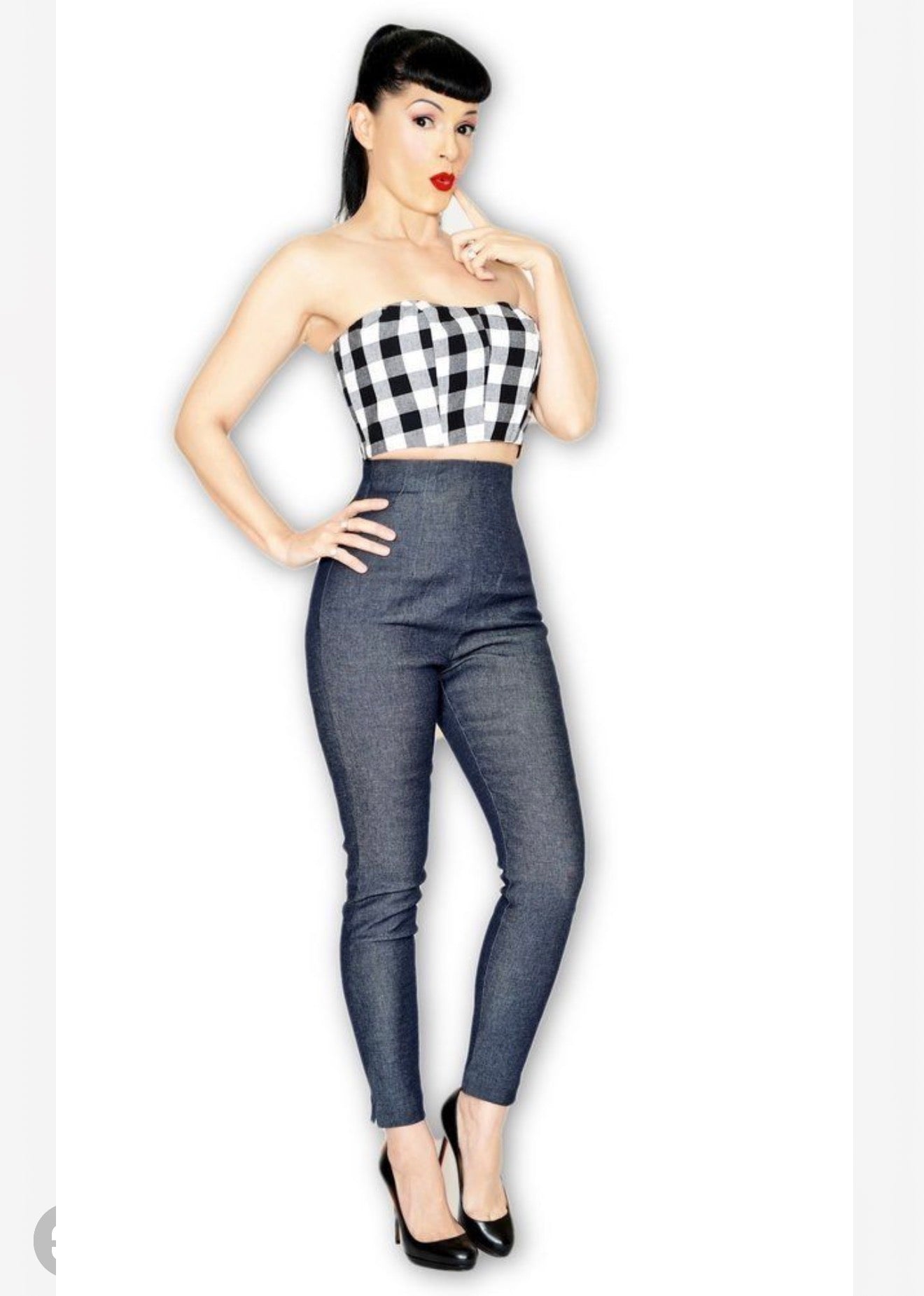 Siren Capri Pants in Blue Denim