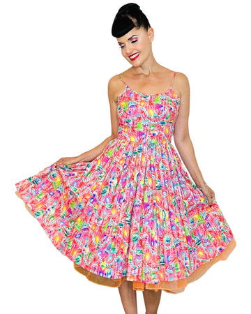 Amazing Retro Inspired Dresses - Vintage Dresses - by Bernie Dexter